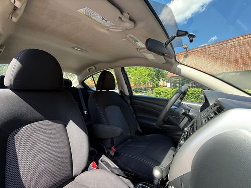 2017 Nissan Versa — photo 17