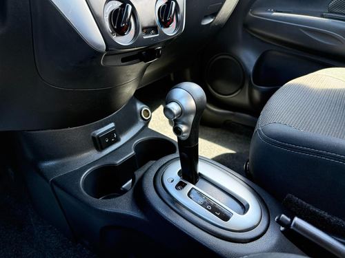 2017 Nissan Versa — photo 20