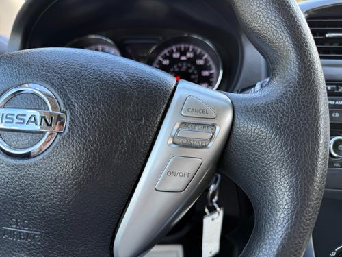 2017 Nissan Versa — photo 24