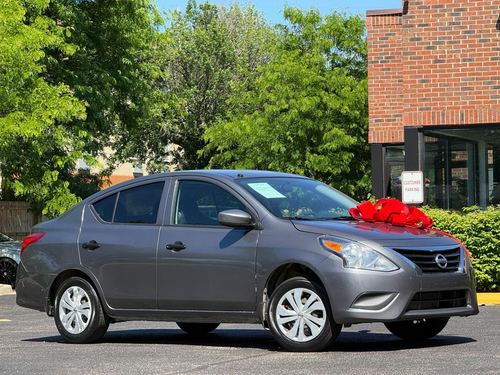 2017 Nissan Versa — photo 5