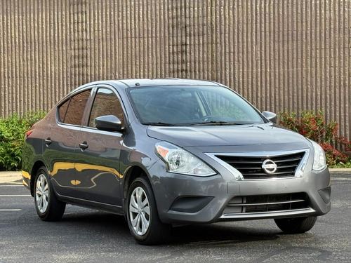 2017 Nissan Versa — photo 13