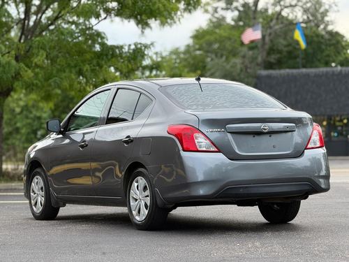 2017 Nissan Versa — photo 18