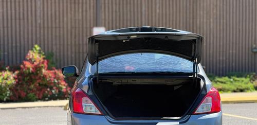 2017 Nissan Versa — photo 22