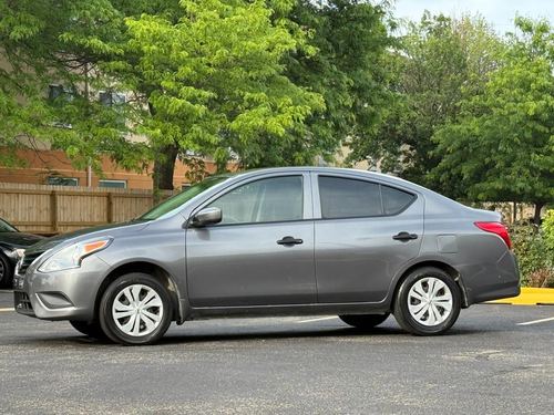 2017 Nissan Versa — photo 24