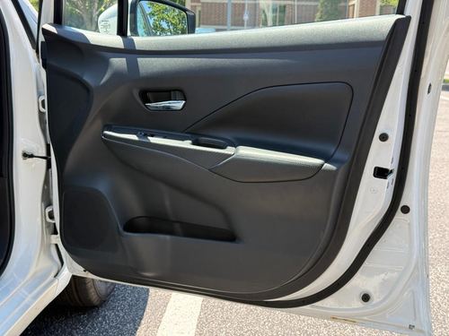 2020 Nissan Versa — photo 29