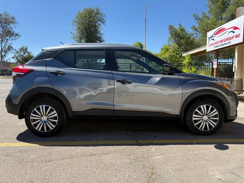 2019 Nissan Kicks — photo 14