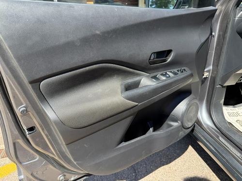 2019 Nissan Kicks — photo 19