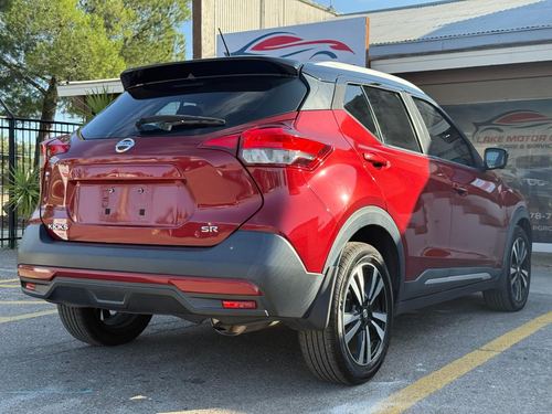 2019 Nissan Kicks — photo 10