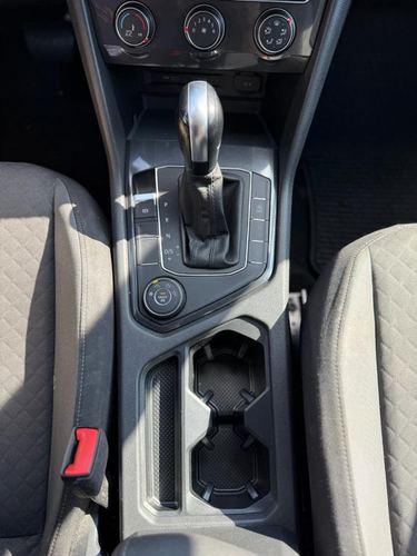 2020 Volkswagen Tiguan — photo 18