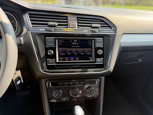 2020 Volkswagen Tiguan — photo 19