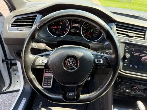 2020 Volkswagen Tiguan — photo 24