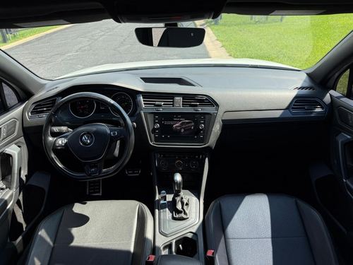 2020 Volkswagen Tiguan — photo 31