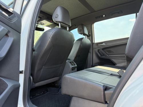 2020 Volkswagen Tiguan — photo 34