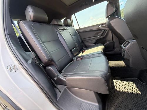 2020 Volkswagen Tiguan — photo 43