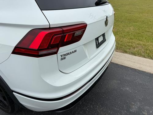 2021 VW Tiguan R-Line — photo 8