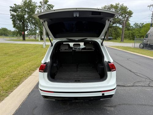 2021 VW Tiguan R-Line — photo 13