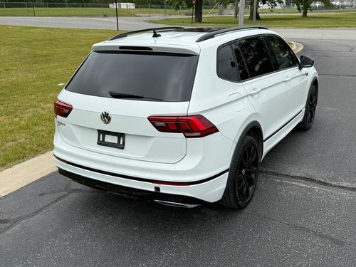 2021 VW Tiguan R-Line — photo 17