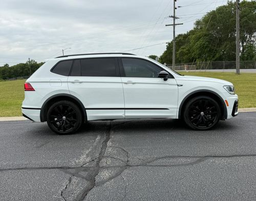 2021 VW Tiguan R-Line — photo 18