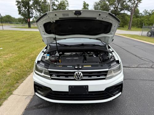 2021 VW Tiguan R-Line — photo 21