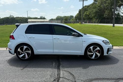 2020 VW Golf Gti — photo 18