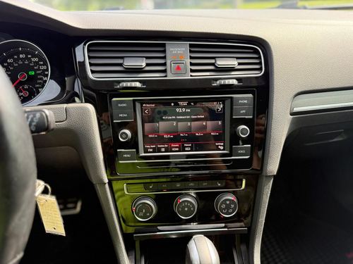 2020 VW Golf Gti — photo 21