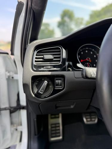 2020 VW Golf Gti — photo 25