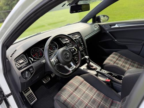 2020 VW Golf Gti — photo 26