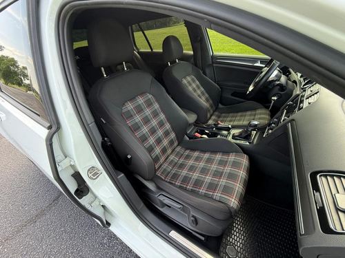 2020 VW Golf Gti — photo 43