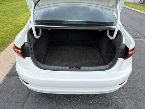 2020 VW Jetta — photo 11