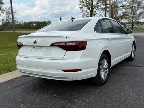 2020 VW Jetta — photo 13