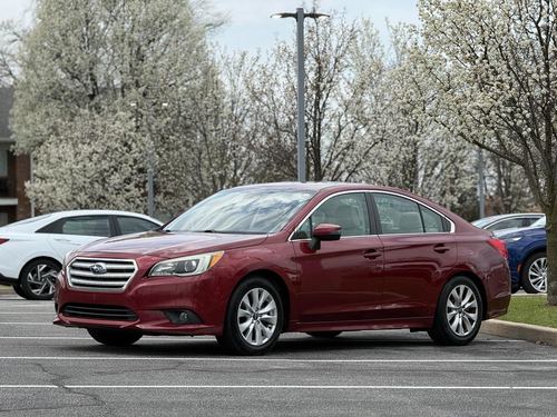 2015 Subaru Legacy — photo 2