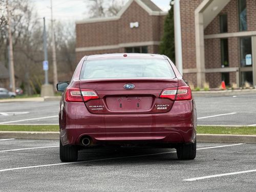 2015 Subaru Legacy — photo 7