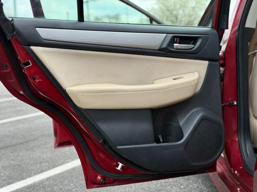 2015 Subaru Legacy — photo 26