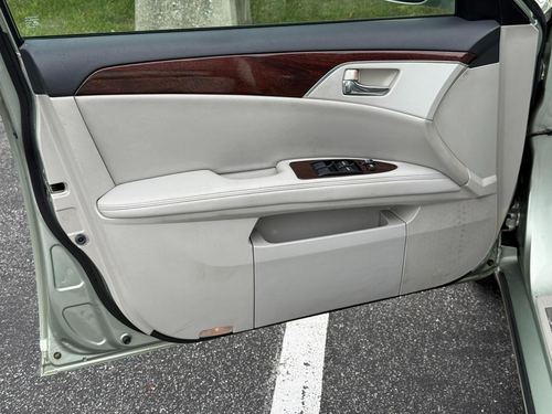 2008 Toyota Avalon — photo 32