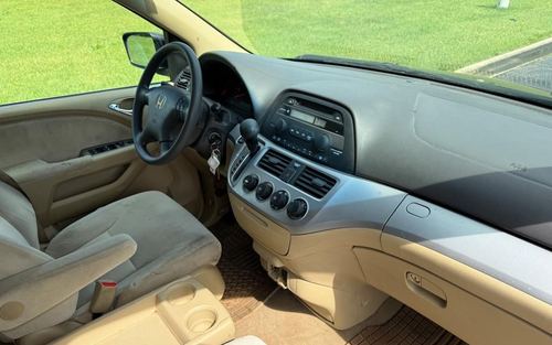 2010 Honda Odyssey Lx — photo 29
