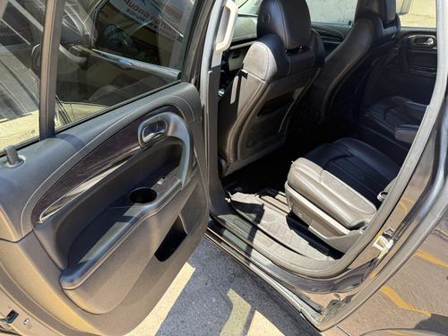 2015 Buick Enclave — photo 30