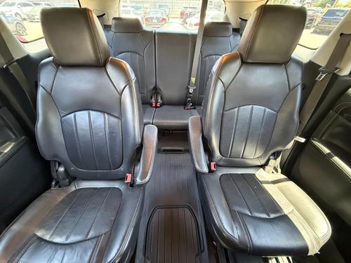 2015 Buick Enclave — photo 32