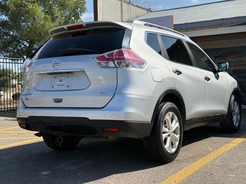 2016 Nissan Rogue — photo 11