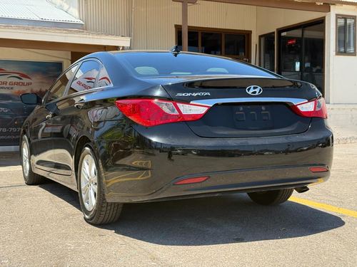2013 Hyundai Sonata — photo 8