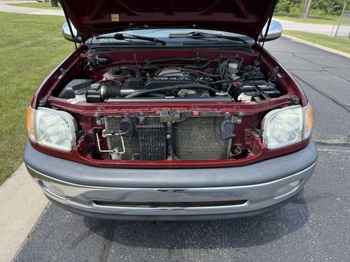 2002 Toyota Tundra — photo 2