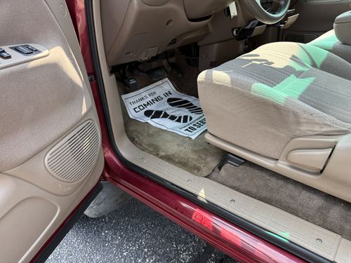 2002 Toyota Tundra — photo 30
