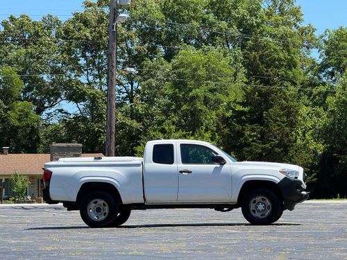 2020 TOYOTA TACOMA — photo 5