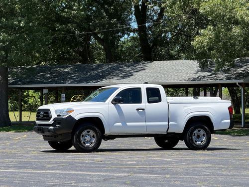 2020 TOYOTA TACOMA — photo 10