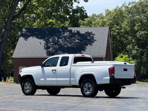 2020 TOYOTA TACOMA — photo 11