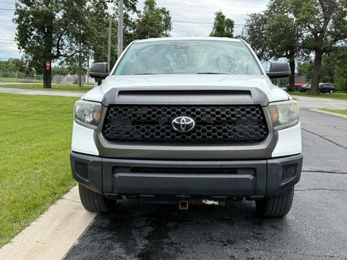 2019 Toyota Tundra — photo 6