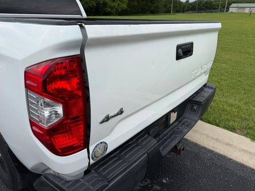 2019 Toyota Tundra — photo 9