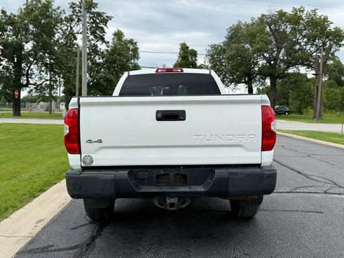 2019 Toyota Tundra — photo 16