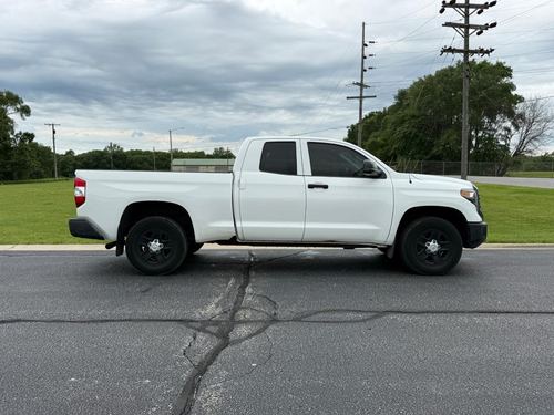 2019 Toyota Tundra — photo 18
