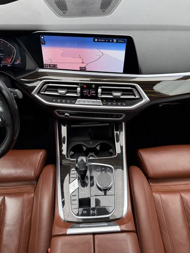 2019 BMW X5 — photo 35