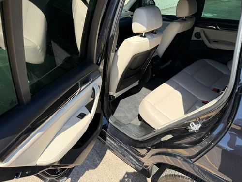 2017 BMW X3 — photo 33